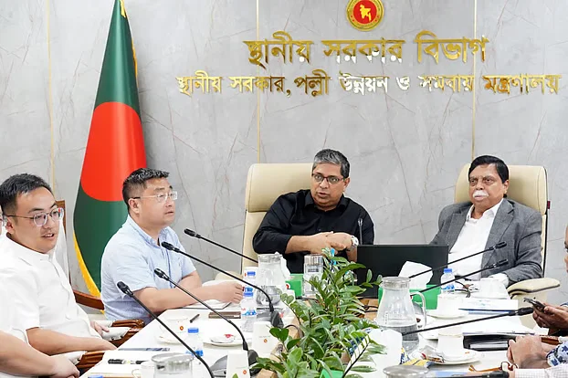 বর্জ্য থেকে ৪৫ মেগাওয়াট বিদ্যুৎ উৎপাদনে চীনা প্রতিষ্ঠানের সঙ্গে বৈঠক