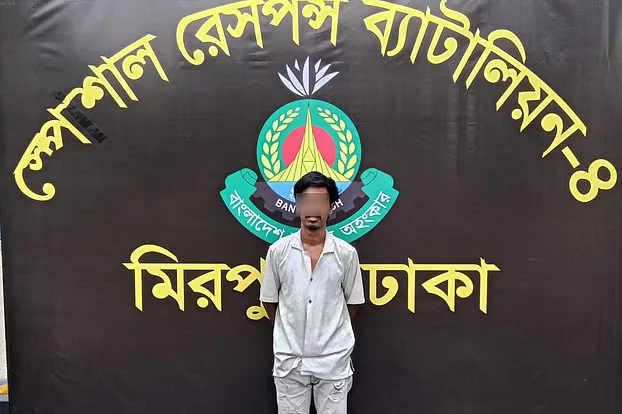 সাংবাদিকের বাসায় ঢুকে গুলি: ‘ভইরা-দে’ গ্রুপের সহযোগী গ্রেপ্তার