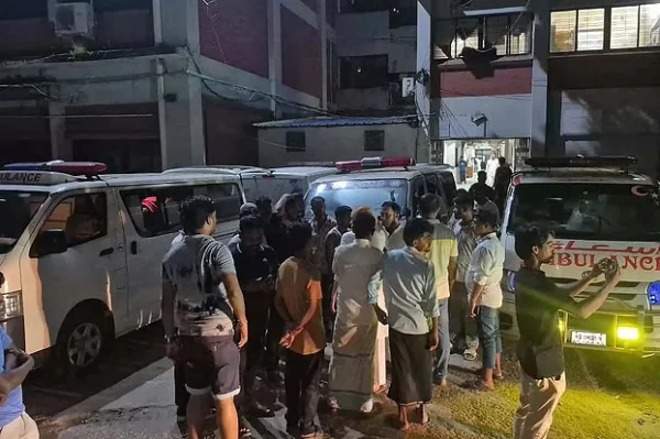কক্সবাজারের জিপগাড়ি নিয়ন্ত্রণ হারিয়ে বেড়াতে আসা ব্যবসায়ীর মৃত্যু, আহত ১৩ স্বজন